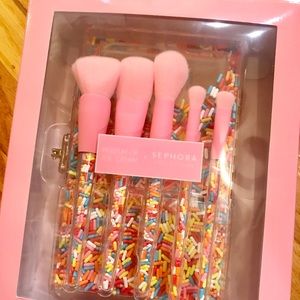 Sephora / Museum of Ice Cream brushes & clutch